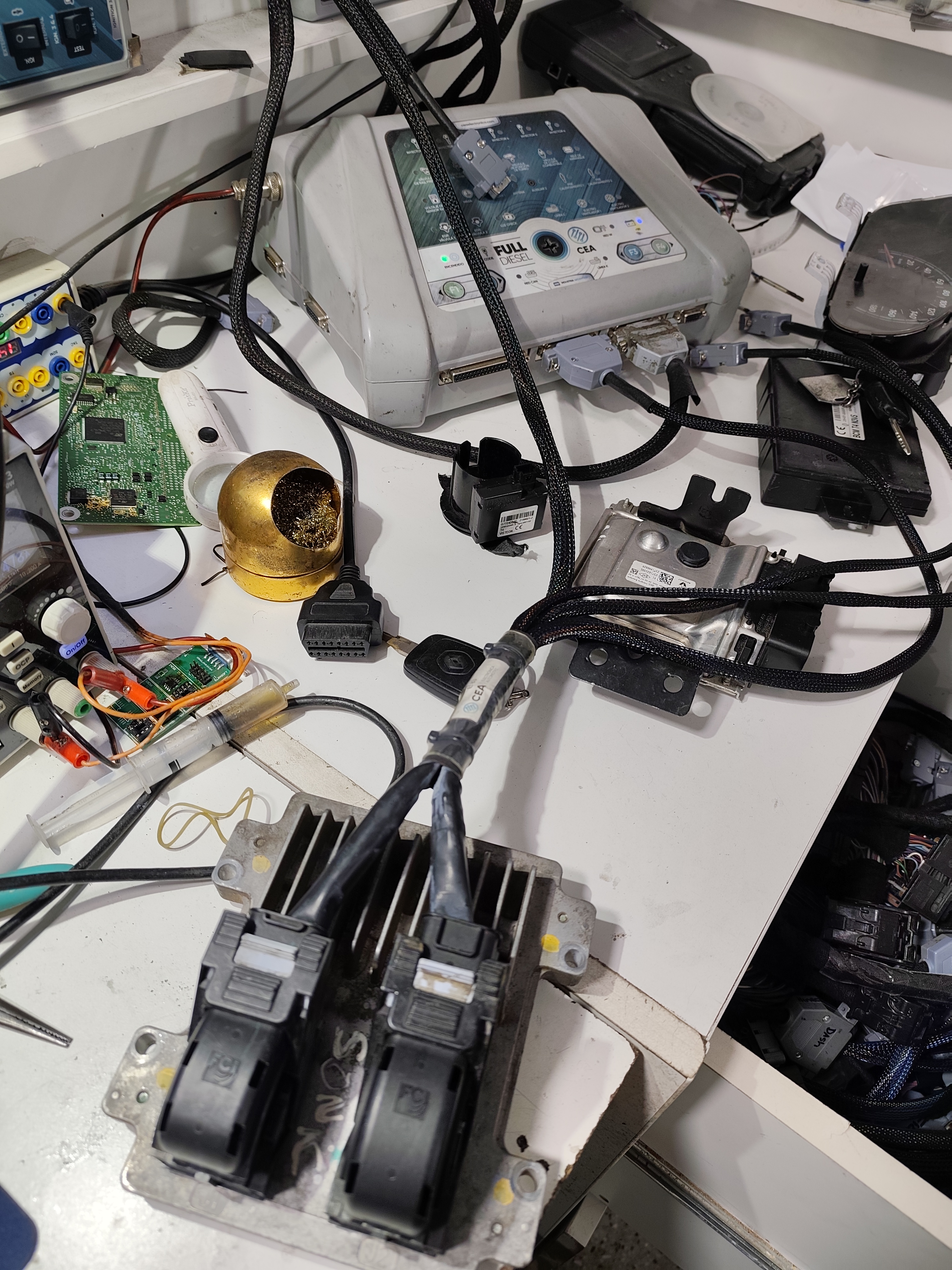 ECU conectada a simulador